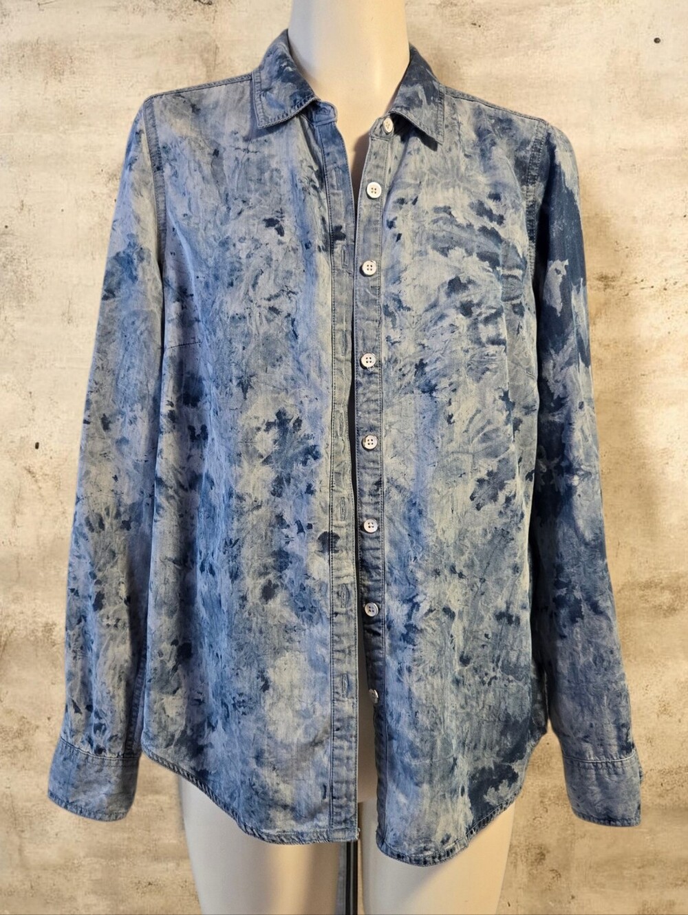 FDJ French Dressing Jeans Acid Wash Denim Button Up Shirt Women’s Size 4